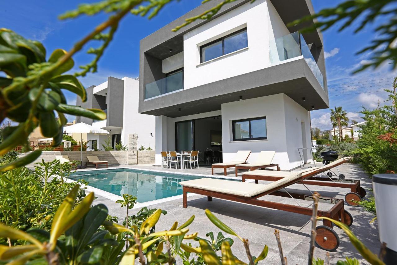Villa Yria Coral Bay Exterior photo